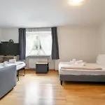 Town House 1 Und 2 شقة هوبفغراتن إم بريكسنتال