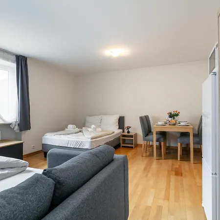 Town House 1 Und 2 Daire *